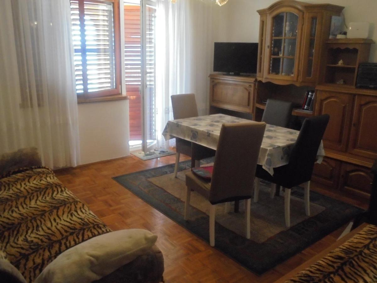 Apartment Maestral Senj  Buitenkant foto