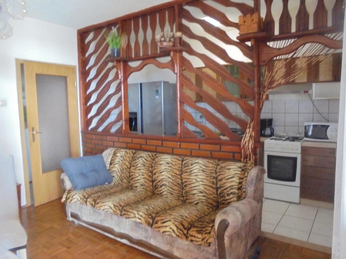 Apartment Maestral Senj  Buitenkant foto