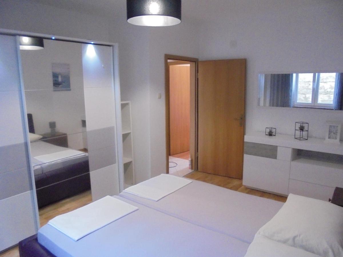 Apartment Maestral Senj  Buitenkant foto